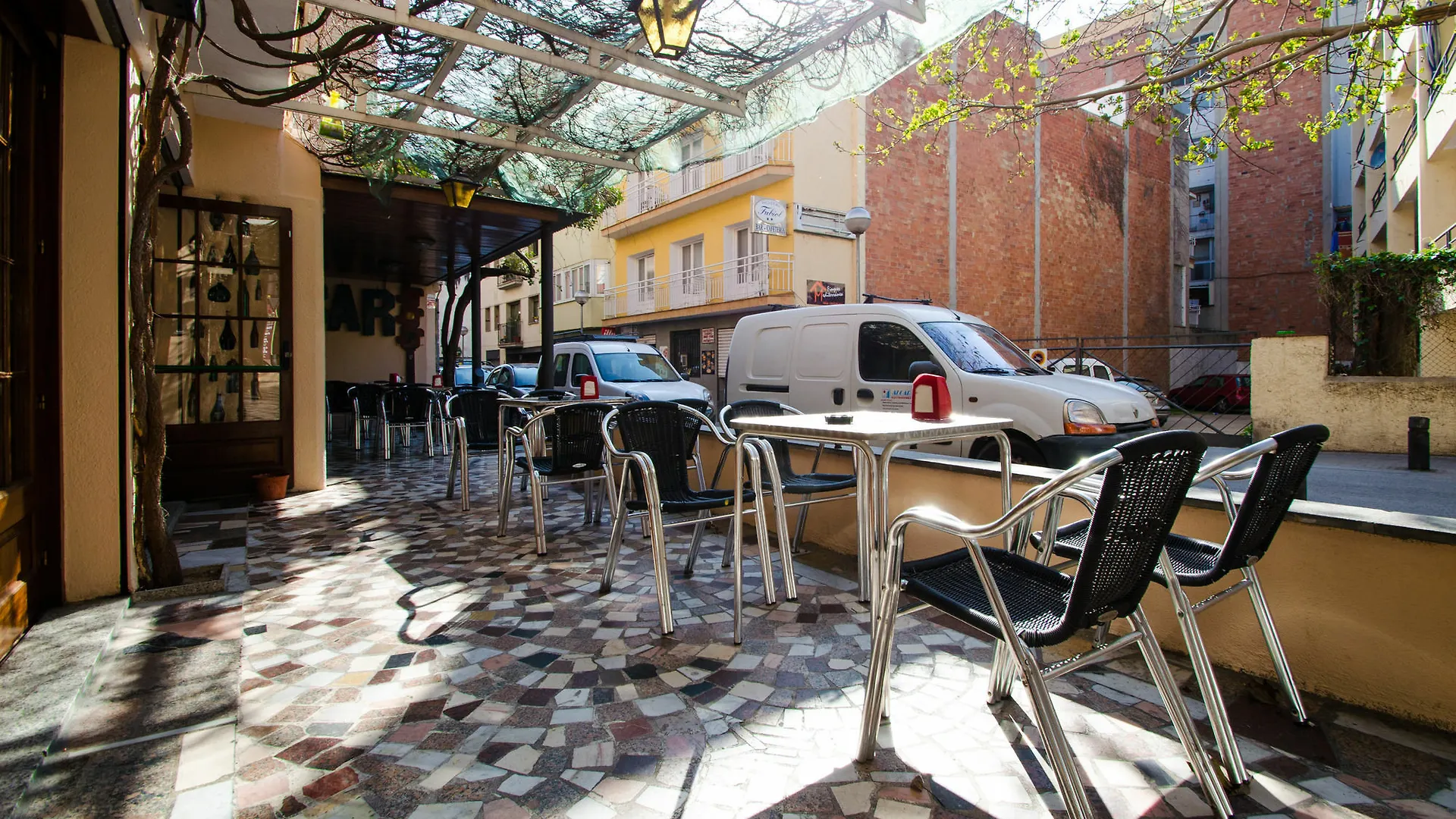 Πανσιόν Hostal Lloret Λορέτ Ντε Μαρ