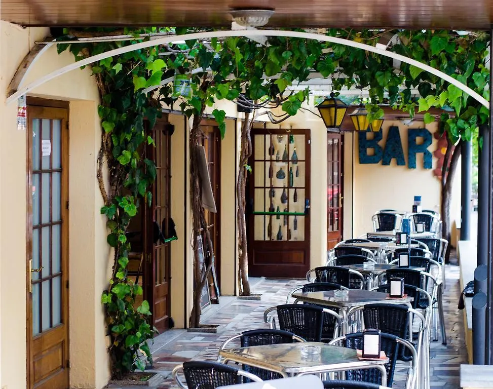 Guest house Hostal Lloret Lloret de Mar
