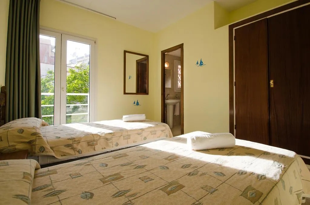 Guest house Hostal Lloret Lloret de Mar